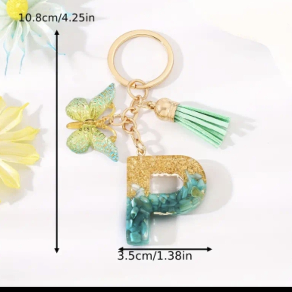 NEW! Resin Letter "P" Initial Butterfly Keychain Purse Charm Alphabet Backpack - Picture 2 of 2
